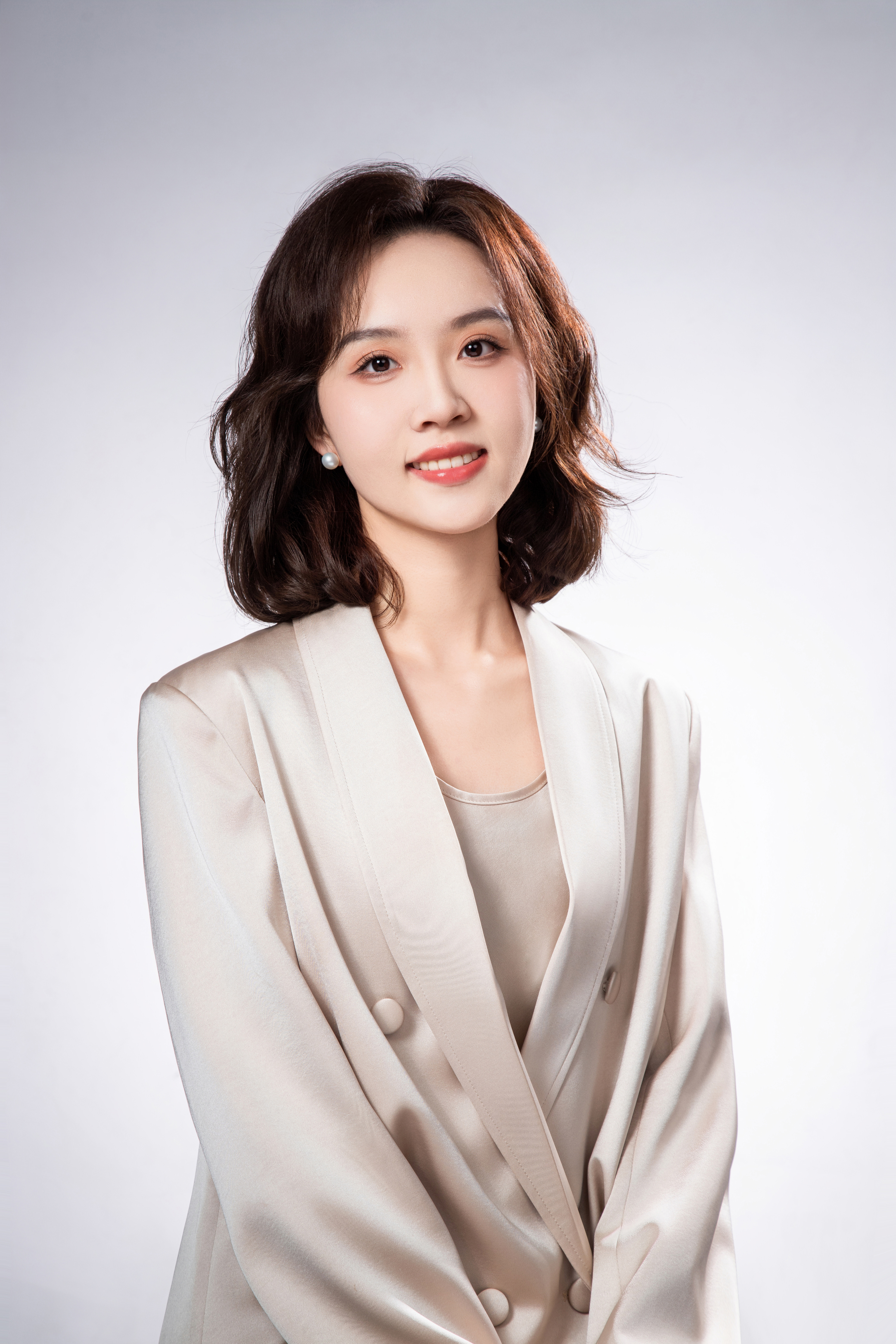 Leqi Xu